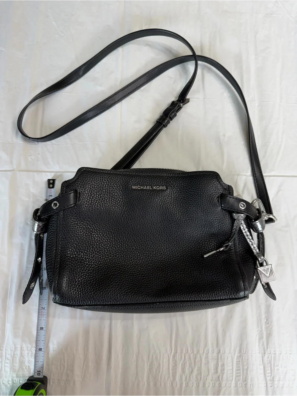 Michael Kors compact pebbled